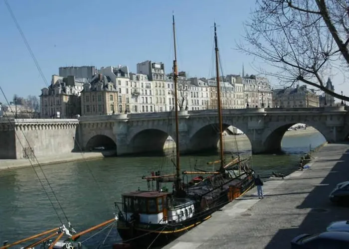 Romantic Brand New In Paris, Bathroom, Kitchen 아파트